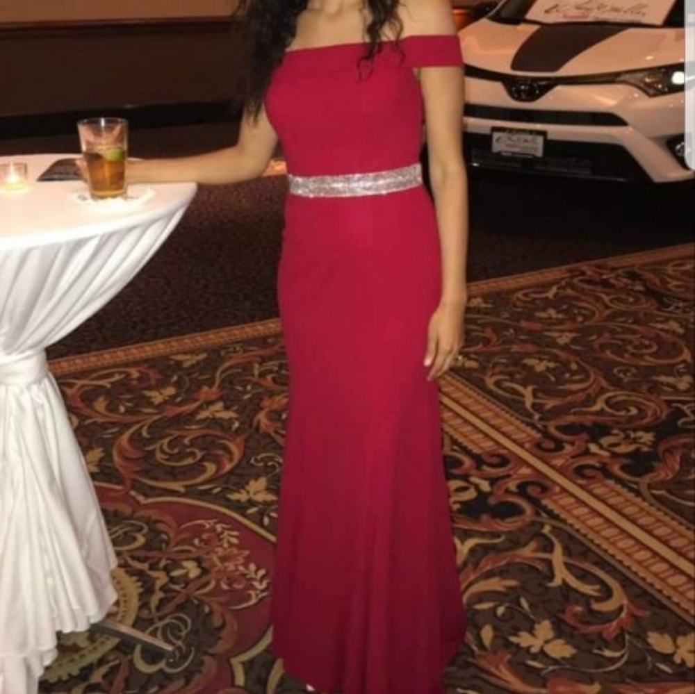 Red prom dress